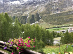 Отель CERVINIA - Appartamento direttamente sulle piste, vista unica sul Cervino  Брёй-Червиния